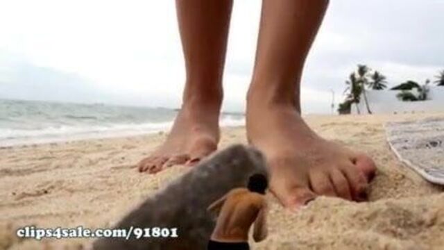 GODDESS ADDITIONAL BEACH GIANTESS