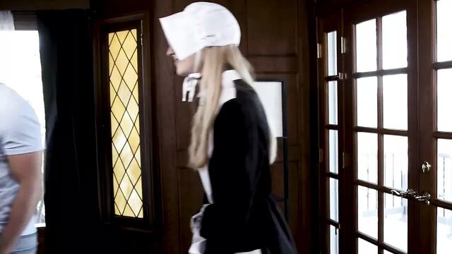 Sexy Amish woman gets fucked for Rumspringa