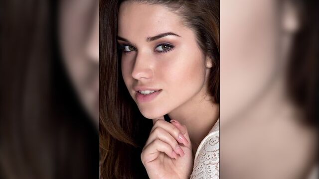 Pretty face brunette squats and spreads naked