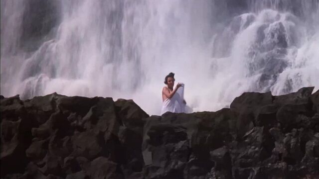 Bollywood Mandakini Raam Teri Ganga Maili