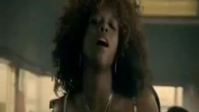 Kelis Milkshake song video xxx