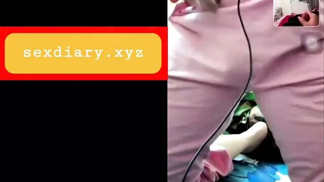 Chat sex app vietnam shows hairy pussy. Chat sex cung mbbg