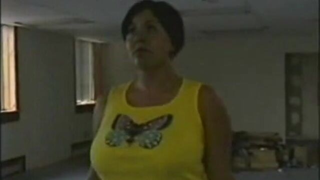 Attack of the 40 ft tall inredibly shrinking woman