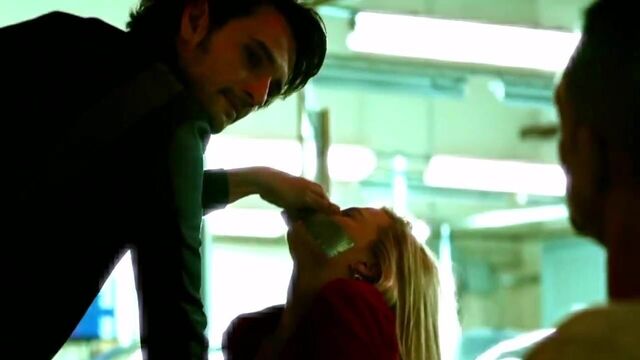 Margot Robbie Suffocating