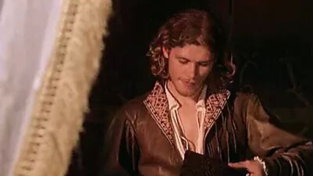 Emily Blunt, Helena Bonham Carter - Henry VIII (2003)