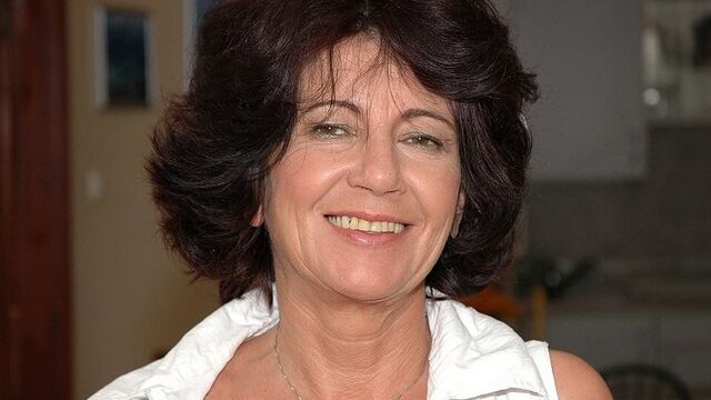 Nice mature lady Katala