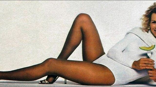 Angie Dickinson - Sexy Pictures