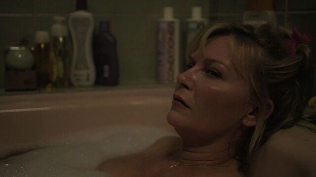 Kirsten Dunst - 'On Becoming a God in Central Florida' s1e1