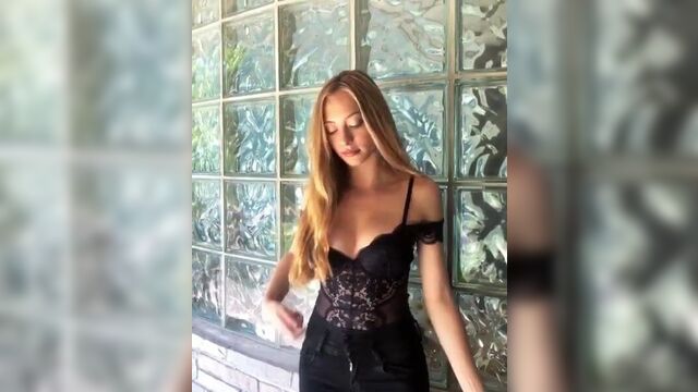Sophia diamond free boobs