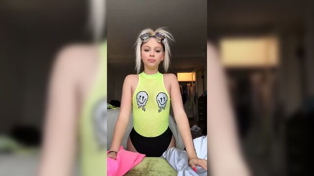 Jordyn Jones Sexy Live Vid