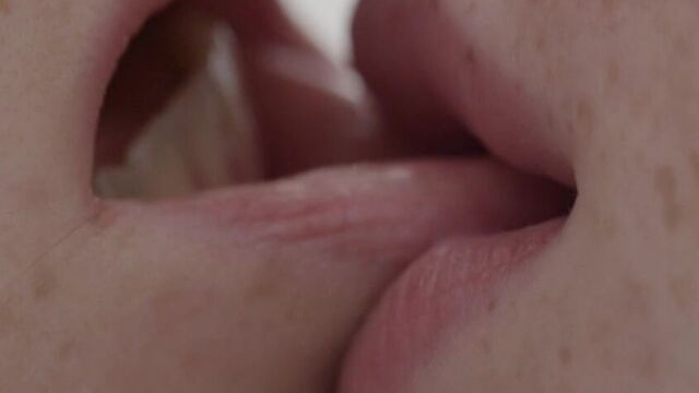 Mathilde Cartoux - Movement Ivory (2014)