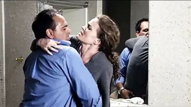 Dina Meyer - ''The Unwilling'' 02