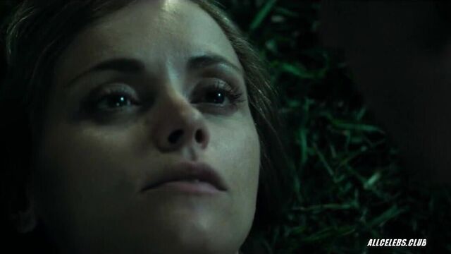 Christina Ricci in Z: The Beginning Of Everything - s01e02