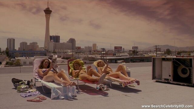 Laura Prepon and Jo Newman nude - Lay the Favorite