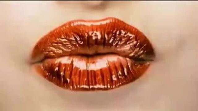 Holly Valance Sexy Show