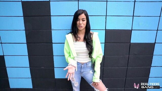 Real Teens - Savannah Sixx Fucked During Porn Casting