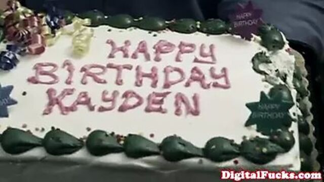 Blonde porn babe Kayden Kross facialized