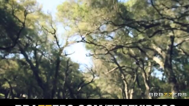 All American MILF Kelly Madison gets oiled up and fucked