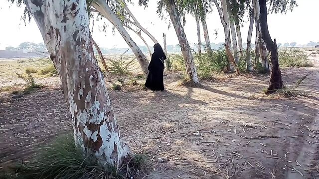 Pakistani big dick former hard fucked my pussy and anal