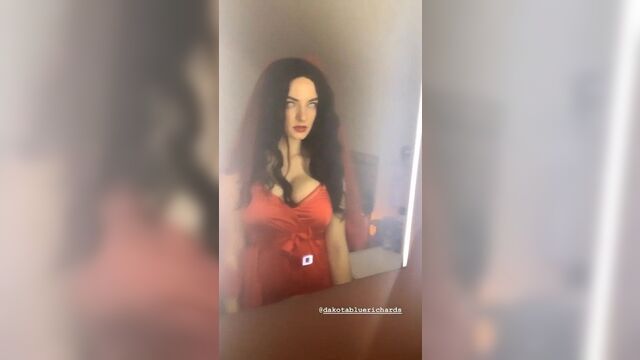 Dakota Blue Richards