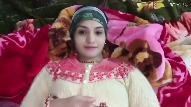 Sex relation with boyfriend behind husband, Indian Reshma bhabhi Sex Video enjoy with boyfriend