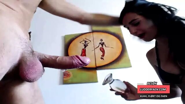 HOT JENTE BLIR GAL FOR STOR PIKK OG GROV SEX - ANAL