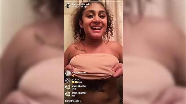 Rican Shortie Flashing Tits on Live