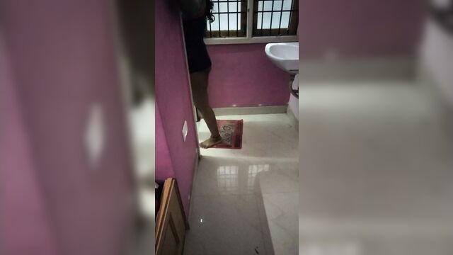 Tamil wife showing pussy and finguring herself hot