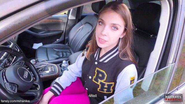 Lucky Stranger Met Slutty MihaNika69 In Public Park