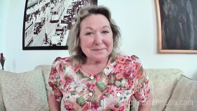 Old Granny in White Lingerie Wants to Fuck