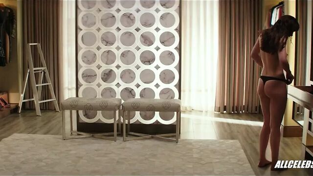 Dakota Johnson's Fully Nude Scenes - 50 Shades Freed
