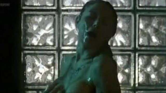 Kari Wuhrer - Berserker: Hell Warriors