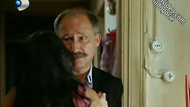 Ozgu Namal - Anlat Istanbul (2005)