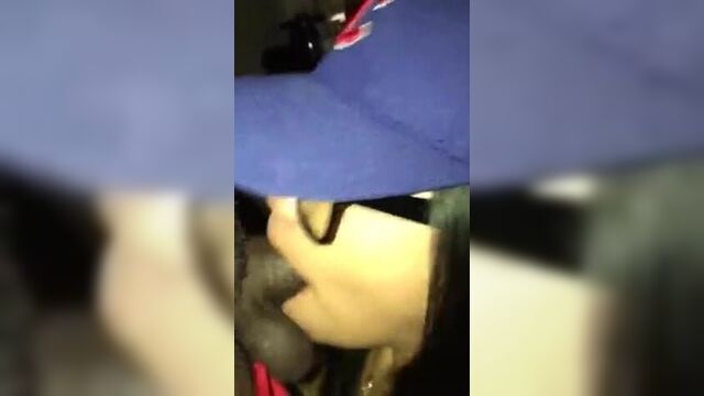 Cubs fan latina giving good head