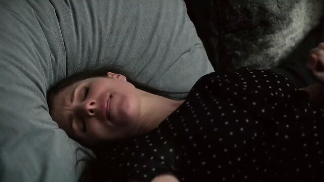 Anna Kendrick orgasming