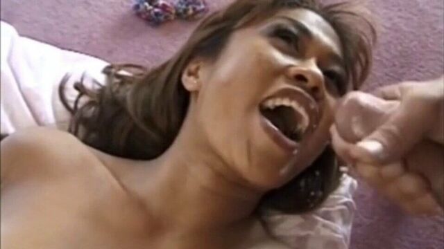 Leanni Lei vs Cutesexyazn, facial cumshot