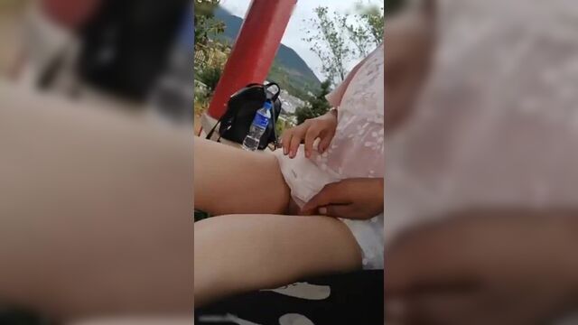 White tiger anchorwoman with a good body