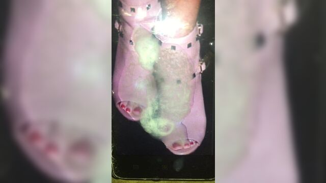 Cum On Torrie Wilson Sexy Feet